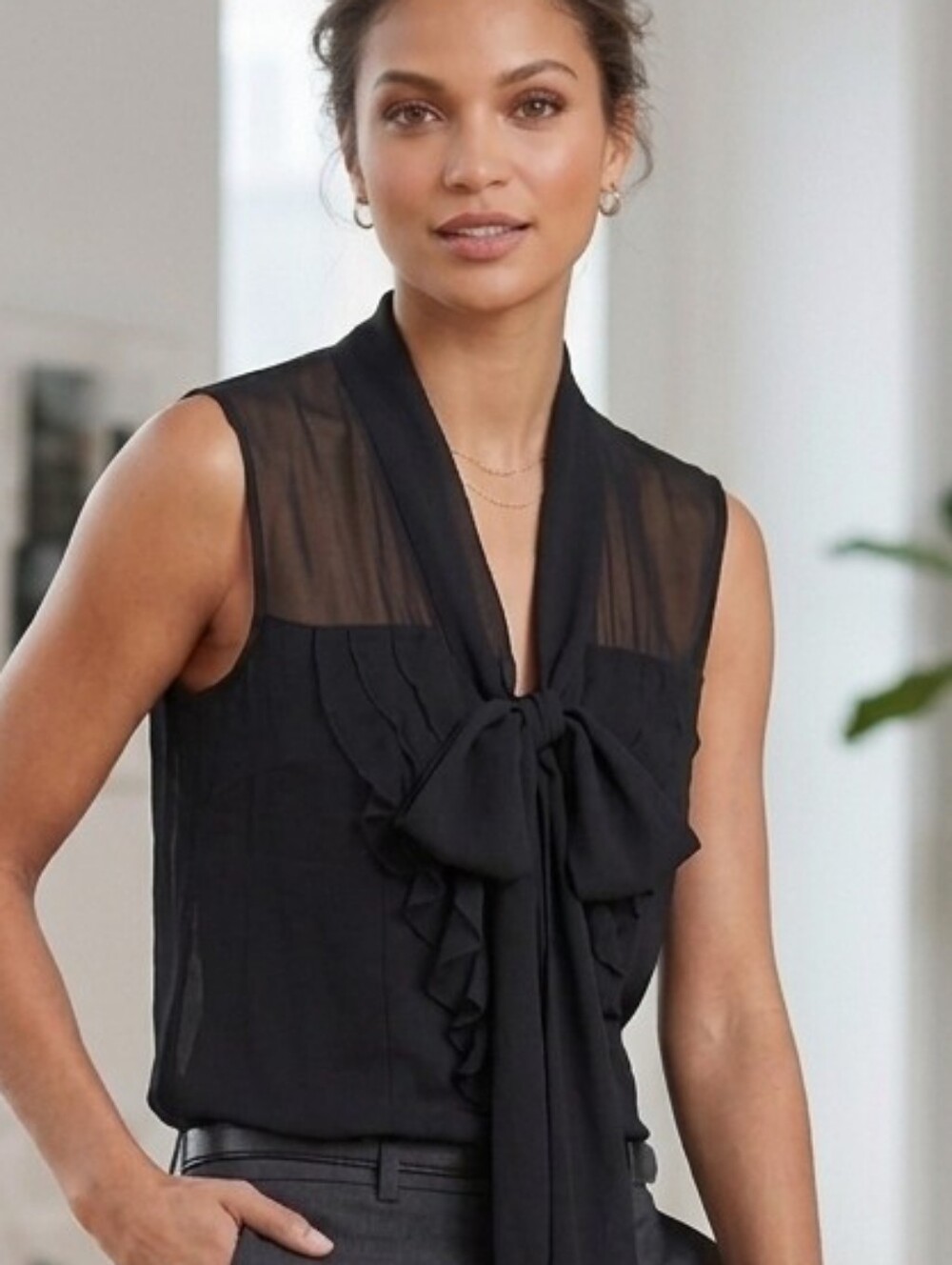 White House Black Market WHBM Sleeveless Sheer Ruffle Tie-Waist Top Sz Size 8